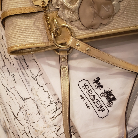 Coach Limited edition Hamptons Floral Straw Bag 98 - Picture 13 of 16